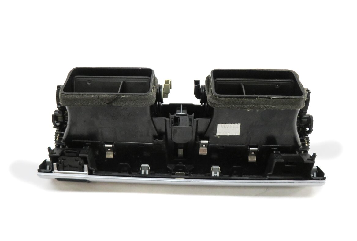 Thumbnail 4: 2010 BMW X5 (E70) FRONT CENTER DASH HEATER A/C AIR VENT w/ HAZARD LOCK SWITCH