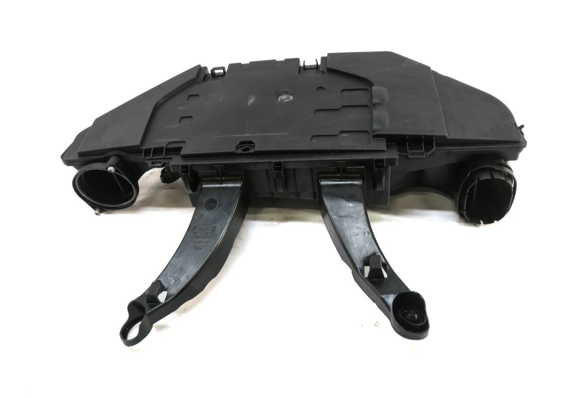 Thumbnail 2: 09-13 BMW X5 (E70) 3.0L TWIN TURBO M57Y DIESEL ENGINE - AIR INTAKE FILTER BOX