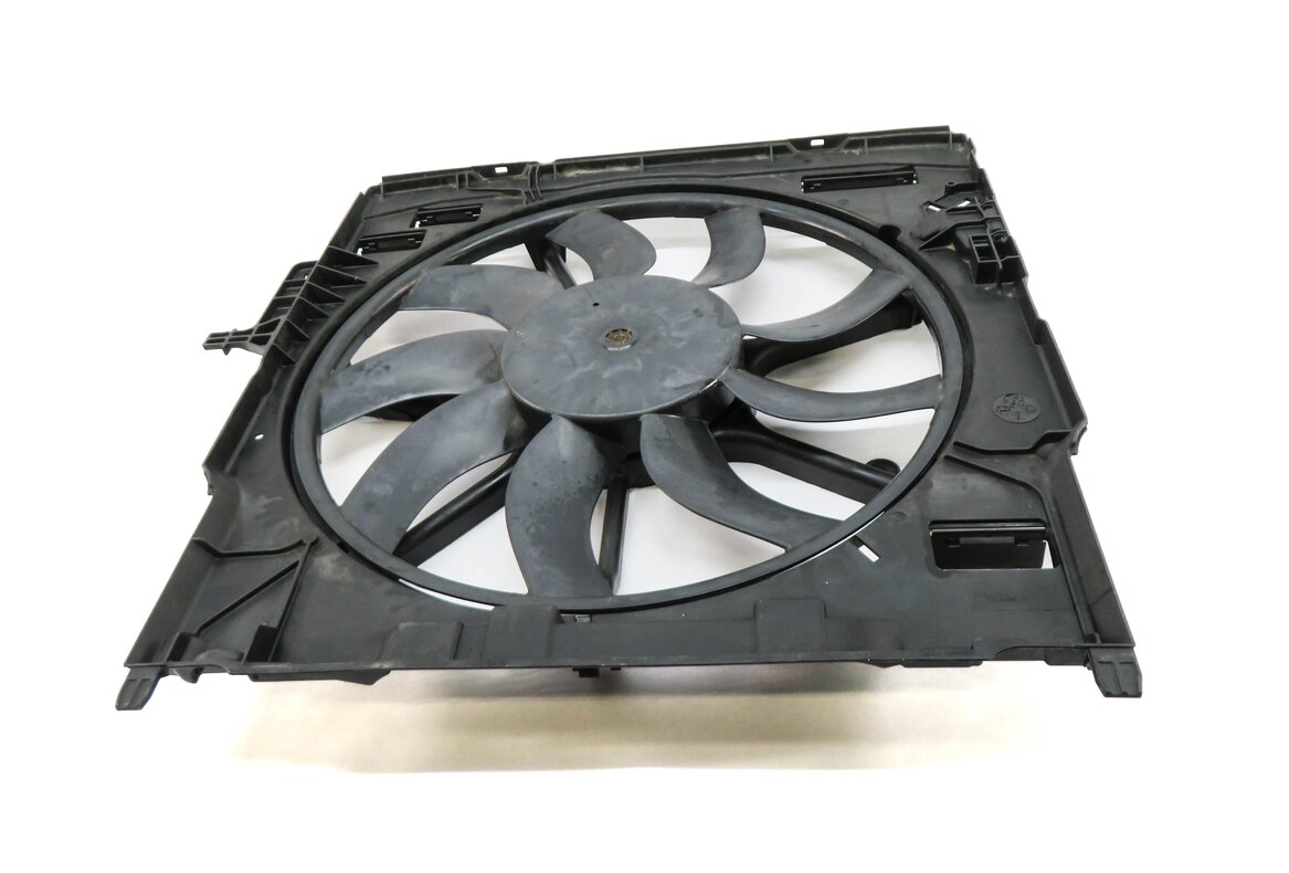 Thumbnail 2: 2009-2014 BMW X5 X6 (E70 E71) 3.0L N55 TURBO / 3.0L DIESEL COOLING FAN 850 WATT