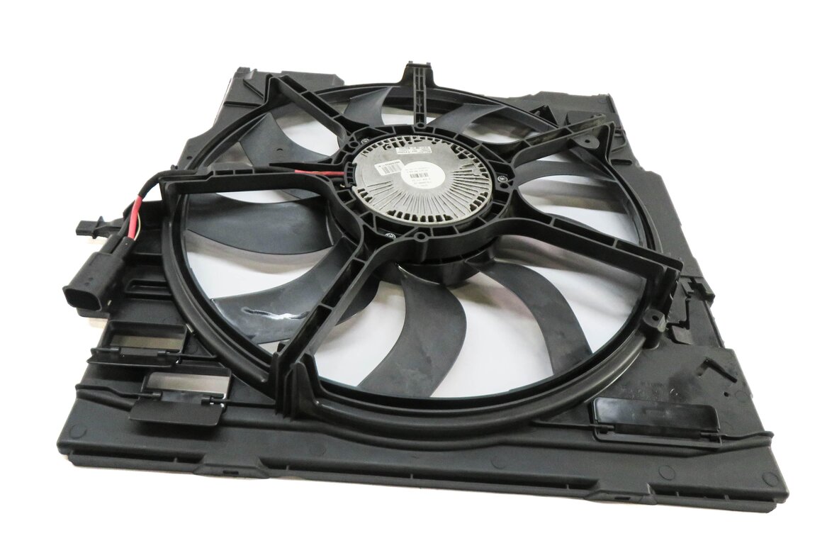 Thumbnail 5: 2009-2014 BMW X5 X6 (E70 E71) 3.0L N55 TURBO / 3.0L DIESEL COOLING FAN 850 WATT