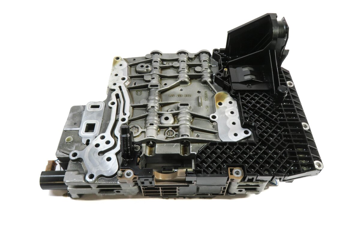 Thumbnail 2: 2009-2010 BMW X5 (E70) 3.0L M57Y DIESEL 6HP-26 AUTOMATIC TRANSMISSION VALVE BODY