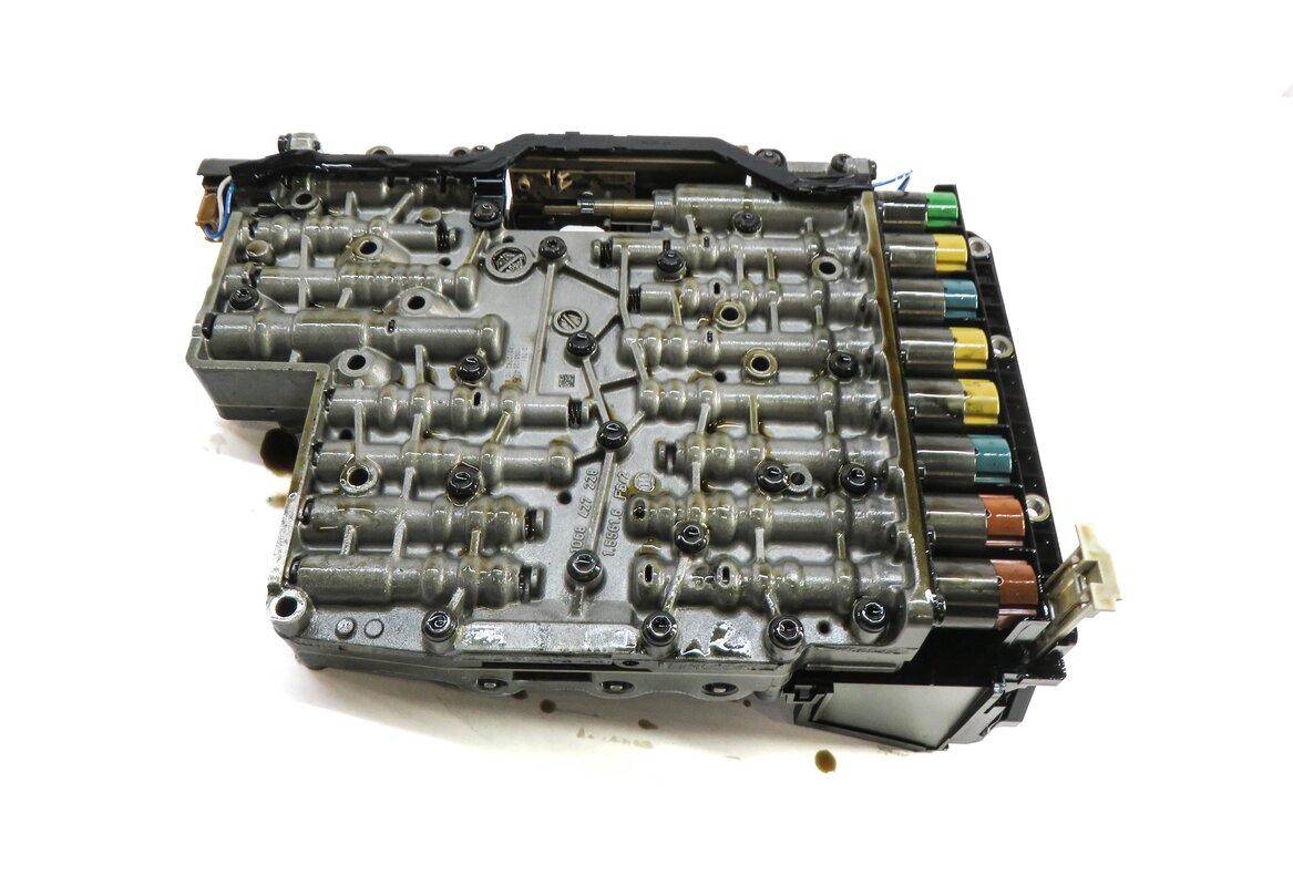 Thumbnail 5: 2009-2010 BMW X5 (E70) 3.0L M57Y DIESEL 6HP-26 AUTOMATIC TRANSMISSION VALVE BODY
