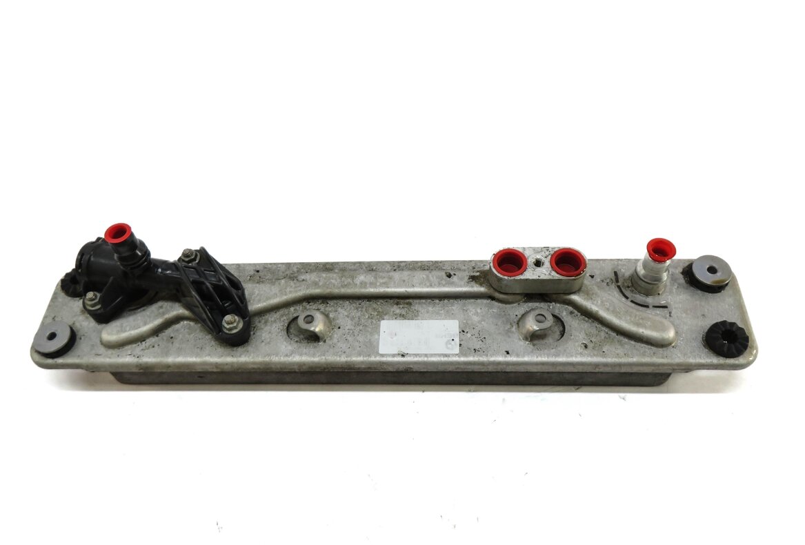 Thumbnail 3: 07-14 BMW X5 X6 (E70 E71) 3.0L / 4.4L / 4.8L AUTOMATIC TRANSMISSION OIL COOLER