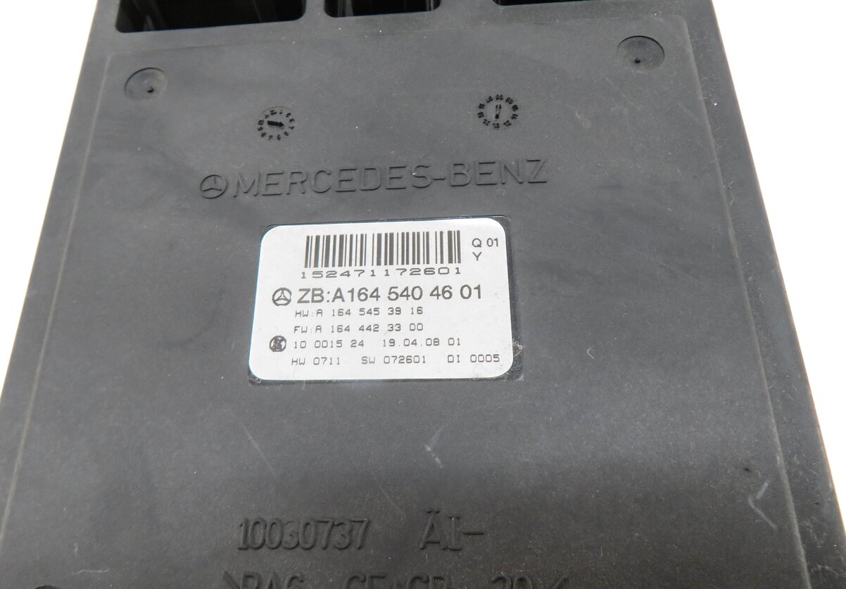 Thumbnail 3: 08-09 MERCEDES GL GLASS (X164) FRONT SIGNAL ACQUISITION ACTIVATION MODULE SAM