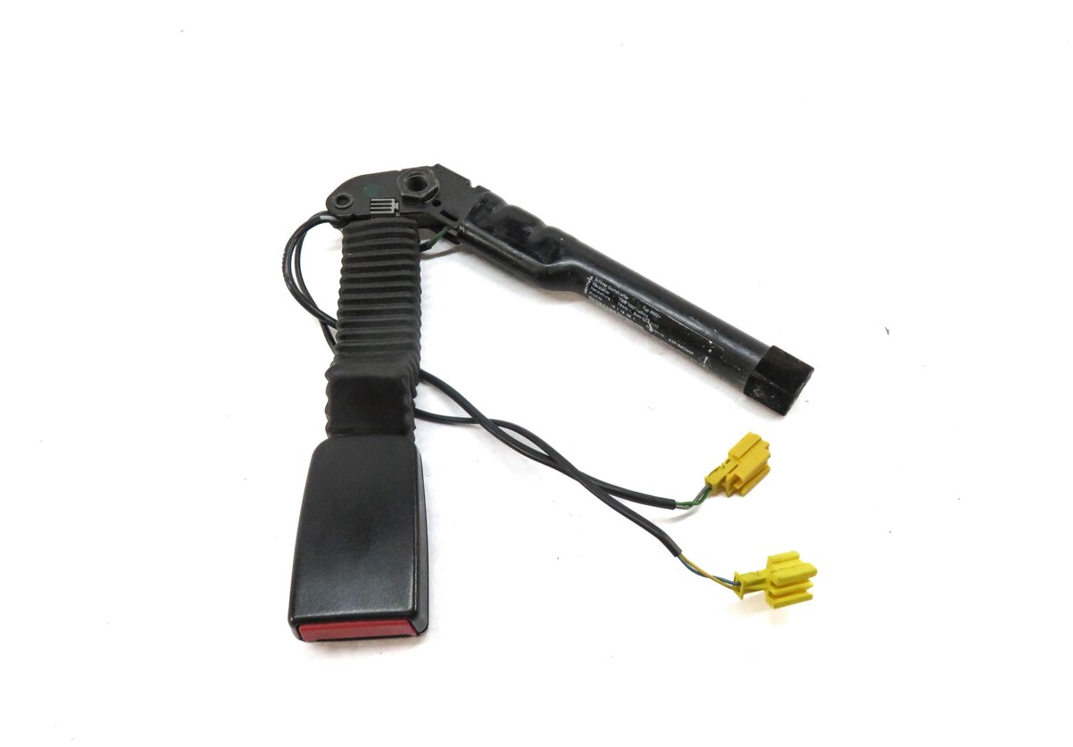 06-08 MERCEDES GL ML R CLASS (W164 W251 X164) RIGHT PASSENGER SEATBELT RECEIVER