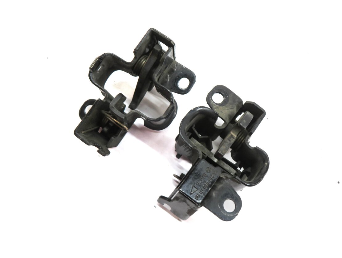 2008 MERCEDES GL450 (X164) FRONT LEFT & RIGHT LOWER HOOD LOCK LATCH SET-2