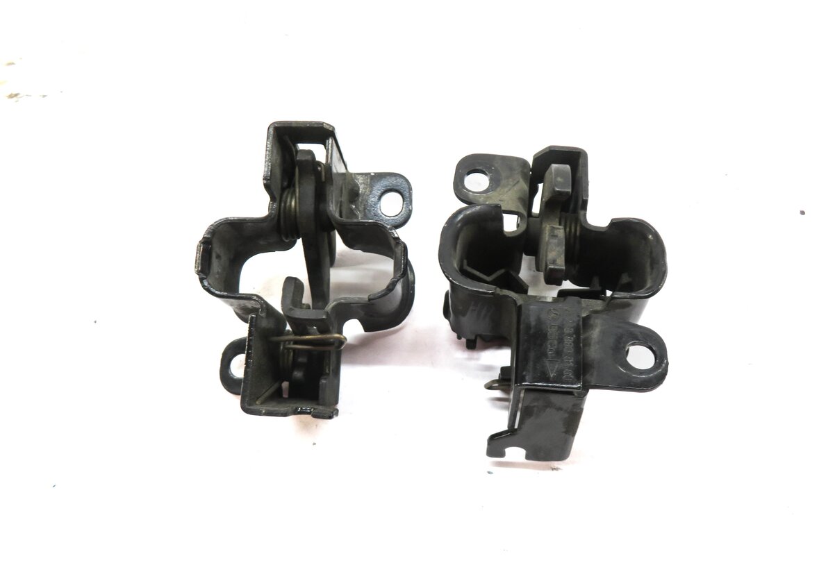 Thumbnail 2: 2008 MERCEDES GL450 (X164) FRONT LEFT & RIGHT LOWER HOOD LOCK LATCH SET-2