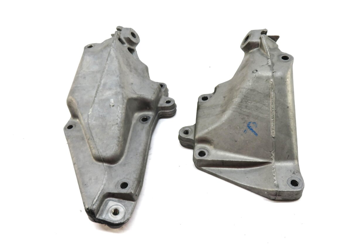 Thumbnail 2: 2008 MERCEDES GL450 (X164) LEFT & RIGHT MOTOR MOUNT BRACKET SET-2