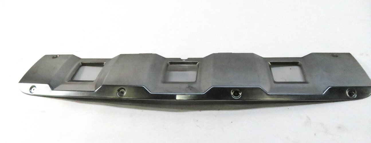 Thumbnail 2: 2008 MERCEDES GL450 (X164) FRONT LOWER BUMPER VALANCE TRIM SCUFF PLATE (CHROME)