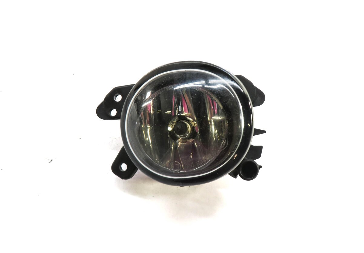 Thumbnail 2: 06-13 MERCEDES B C CL GL GLA ML S CLS (X164 X204 W164 W221) LEFT FOGLIGHT LAMP