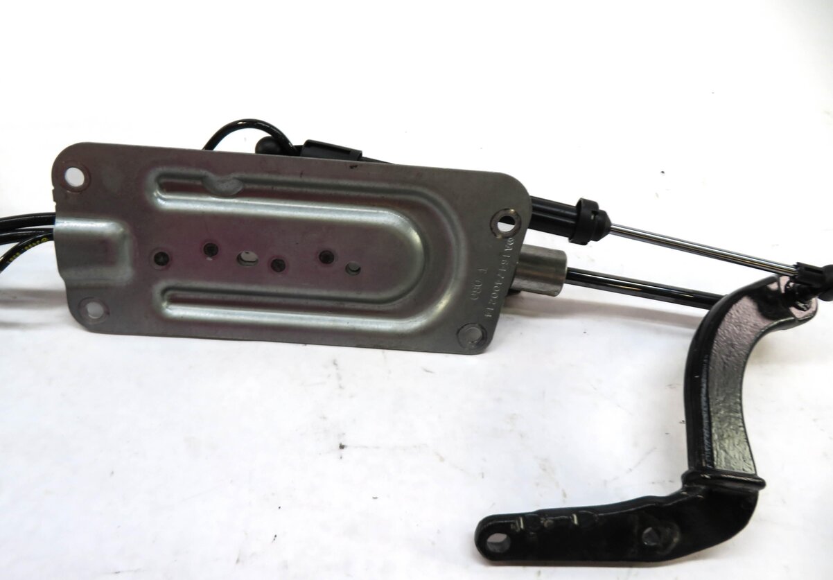Thumbnail 7: 07-09 GL320 GL450 GL550 (X164) REAR HATCH CARGO TRUNK DOOR HYDRAULIC PUMP w/ RAM