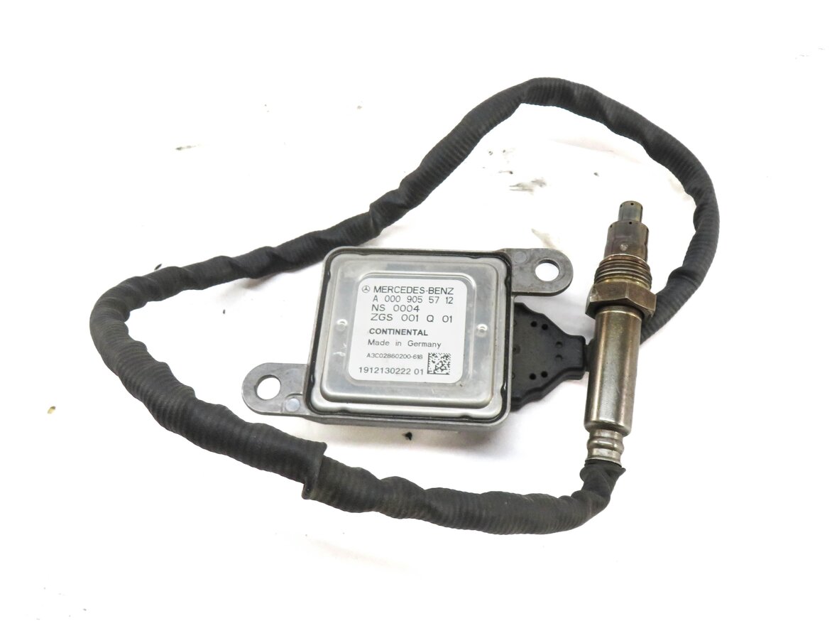 Thumbnail 4: 2014 MERCEDES ML350 (W166) 3.0L DIESEL OM642 ENGINE NOX SENSOR