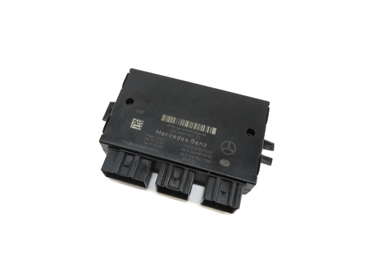 12-17 MERCEDES B250 G550 GL350 GL550 ML350 ML550 (W166 W246 X166) TOWING MODULE