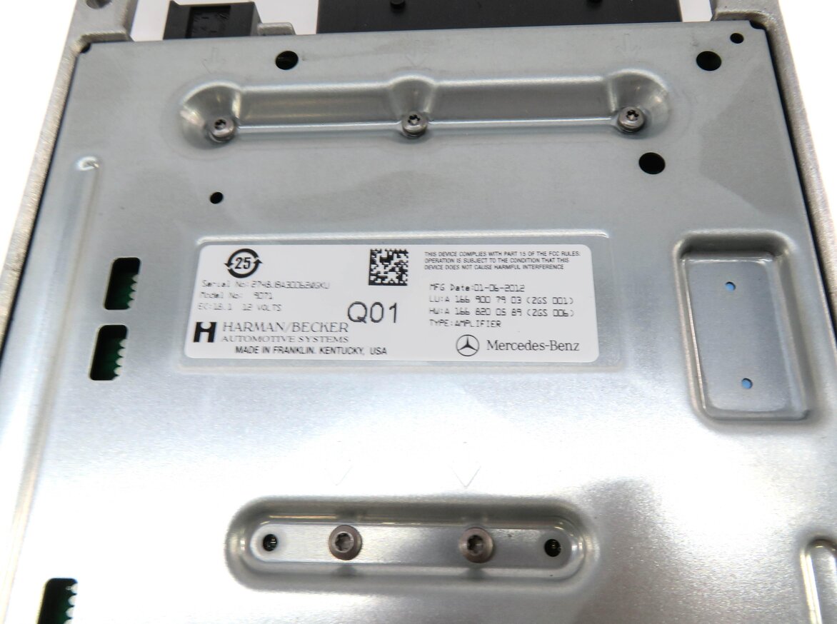 Thumbnail 4: 2014 MERCEDES ML350 (W166) HARMAN BECKER RADIO STEREO AMPLIFIER
