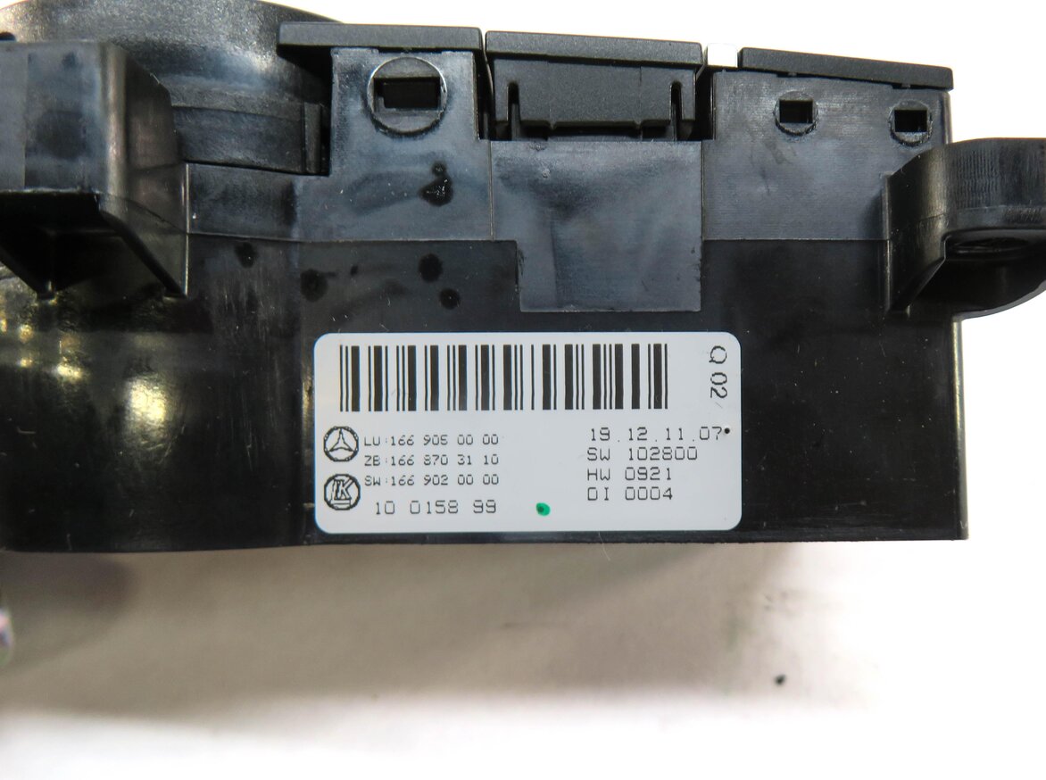 Thumbnail 4: 12-13 GL ML (W166 X166) REAR A/C HEATER TEMPERATURE CLIMATE CONTROL PANEL