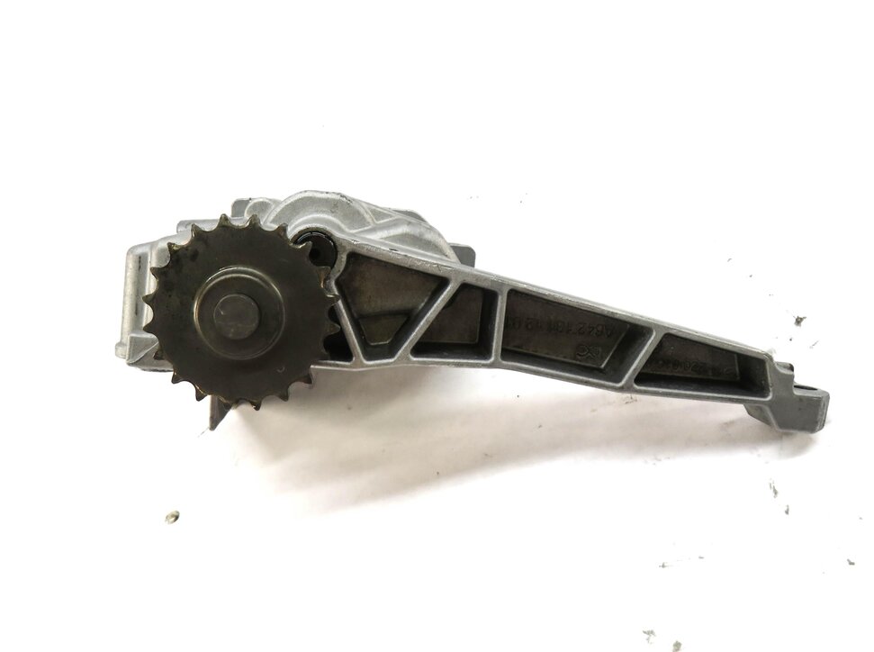 Thumbnail 4: 2014 MERCEDES ML350 (W166) 3.0L DIESEL OM642 ENGINE OIL PUMP