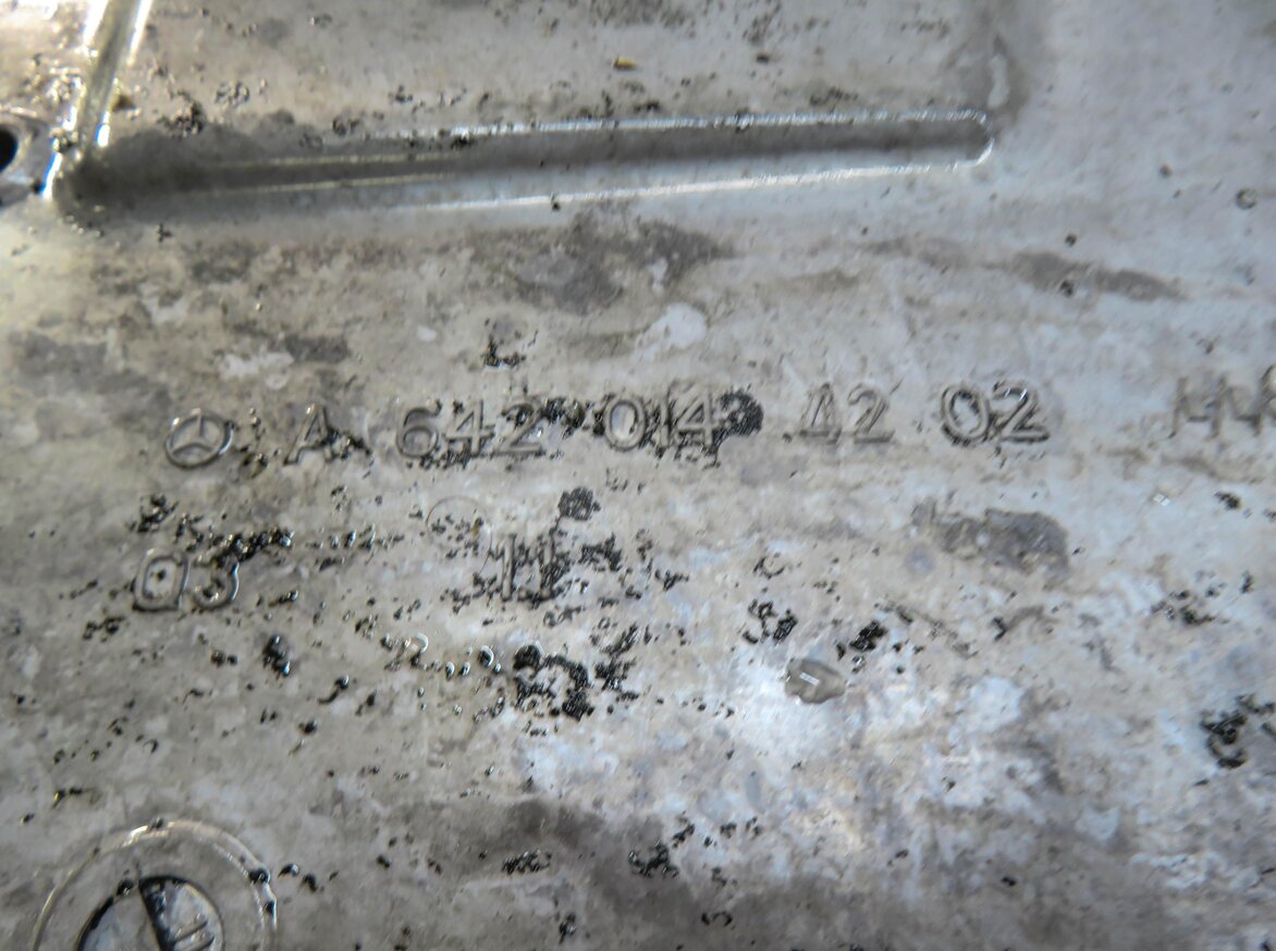 Thumbnail 6: 12-17 MERCEDES GL350 GLE350D GLS350D ML350 (W166 X166) DIESEL - UPPER OIL PAN