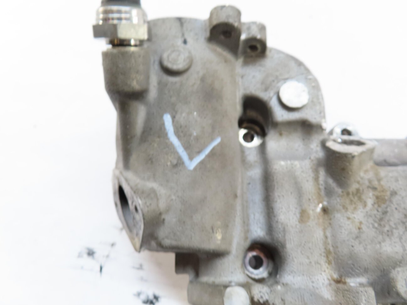 Thumbnail 6: 12-15 MERCEDES GL350 ML350 S350 (W166 X166 W221) DIESEL - LEFT INTAKE MANIFOLD
