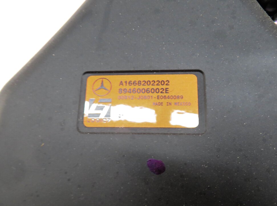 Thumbnail 5: 2014 MERCEDES ML350 (W166) RADIO STEREO LOGIC 7 SUBWOOFER SPEAKER WITH BOX