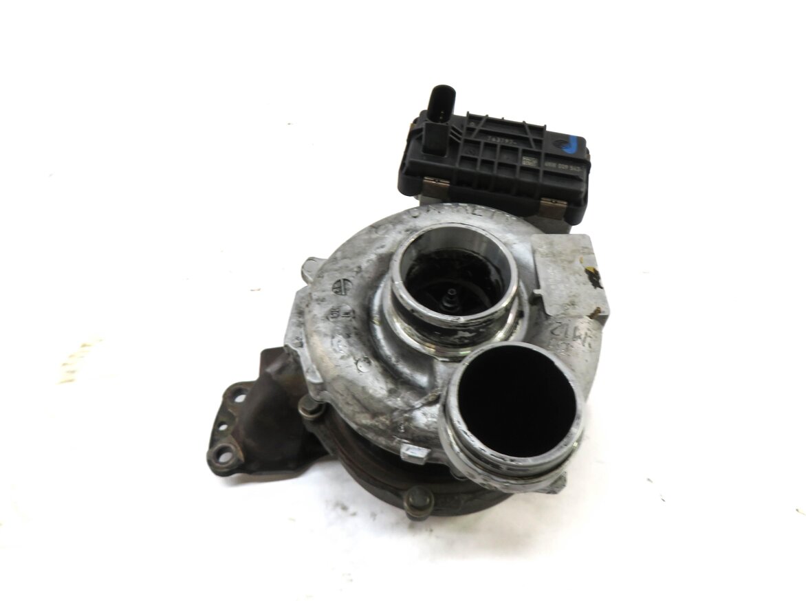 Thumbnail 1: 2012-2015 MERCEDES GL350 ML350 S350 (W166 W221 X166) 3.0L DIESEL - TURBOCHARGER