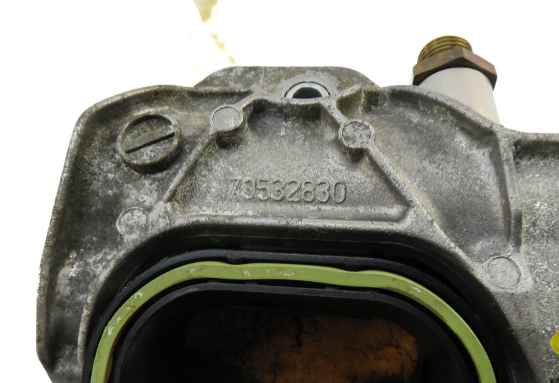 Thumbnail 6: 2014 AUDI Q7 (4L) 3.0L CTWB ENGINE RIGHT LOWER INTAKE MANIFOLD DIFFUSER RAIL
