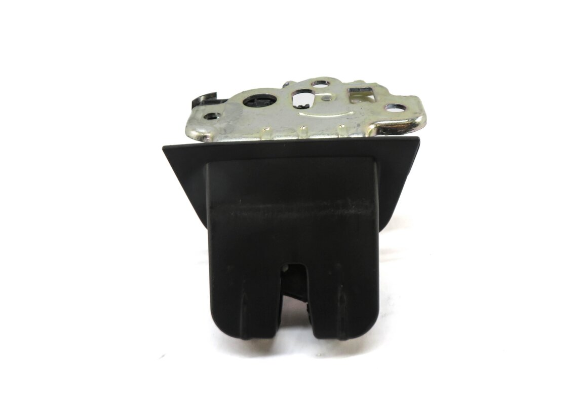 Thumbnail 2: 2014 AUDI Q7 (4L) REAR TRUNK LOCK LATCH ACTUATOR