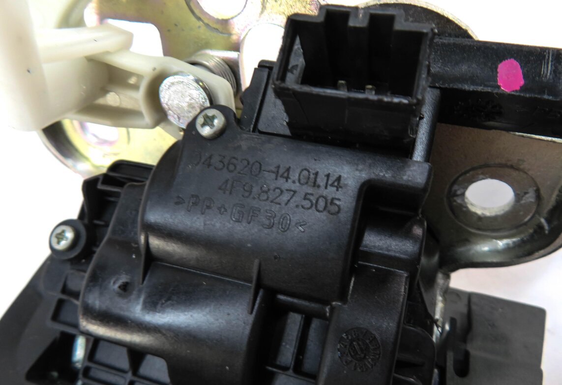 Thumbnail 6: 2014 AUDI Q7 (4L) REAR TRUNK LOCK LATCH ACTUATOR