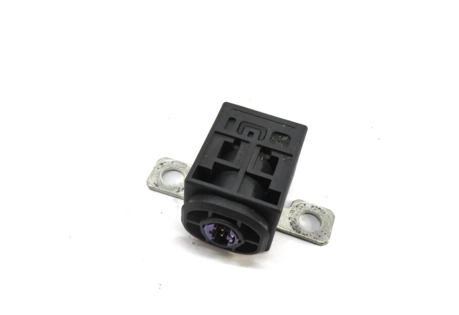Thumbnail 1: 2014 AUDI Q7 (4L) BATTERY OVERLOAD PROTECTION SWITCH FUSE
