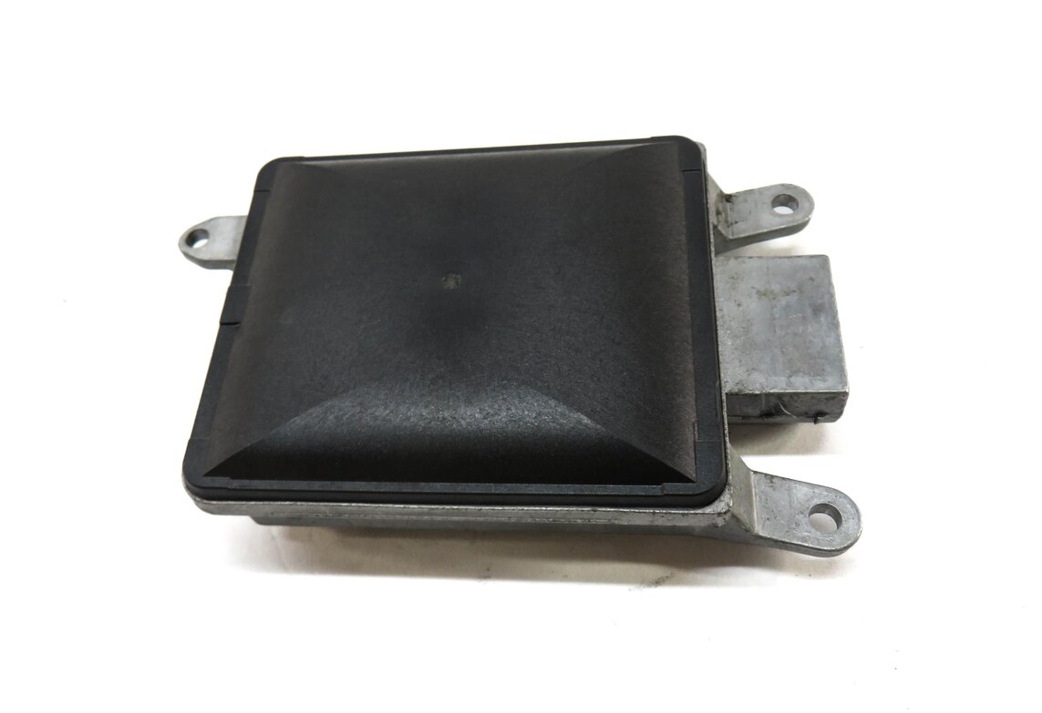 Thumbnail 2: 2013-2020 AUDI Q7 (4L 4M) RIGHT REAR LANE DEPARTURE BLIND SPOT MODULE (MASTER)