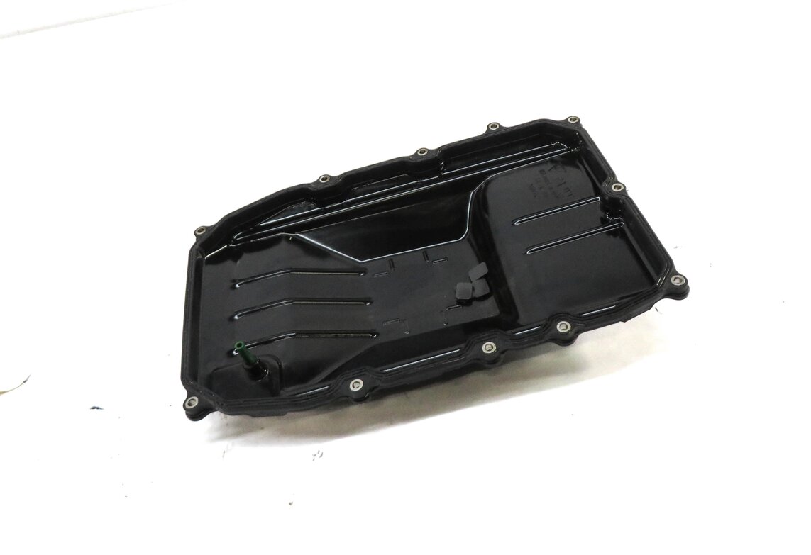 Thumbnail 1: 2011-2017 VW TOUAREG AUDI Q7 (4L) 3.0L 3.6L ENGINE A/T TRANSMISSION OIL PAN