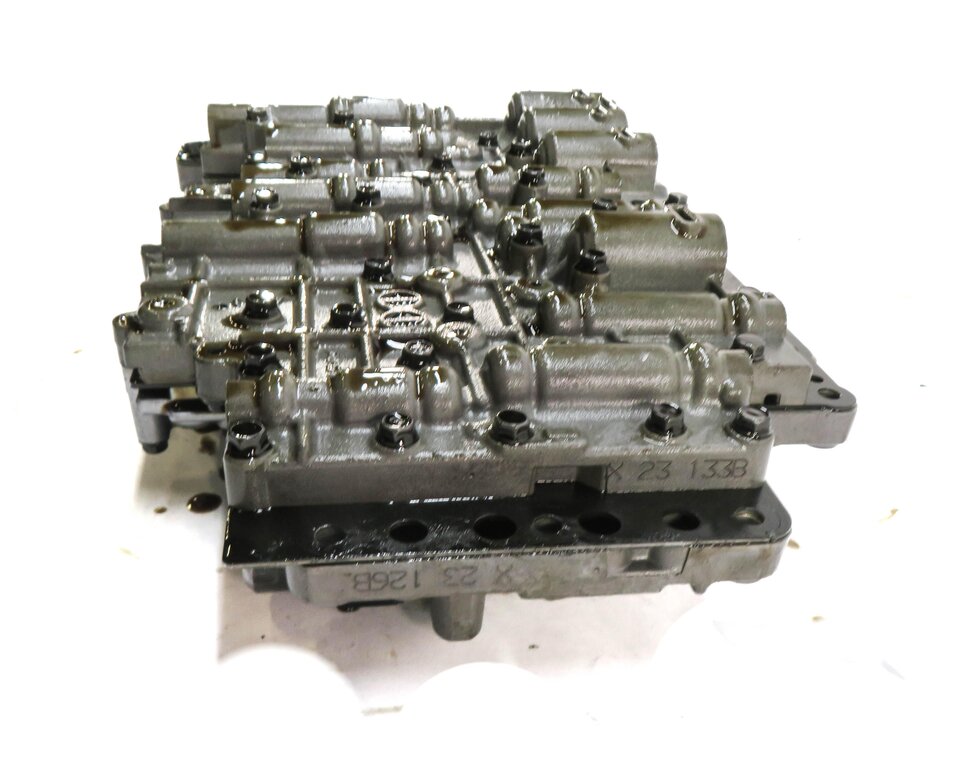 Thumbnail 5: 11-15 VW AUDI Q7 (4L) TOUAREG - 8 SPEED MHN AUTOMATIC TRANSMISSION VALVE BODY