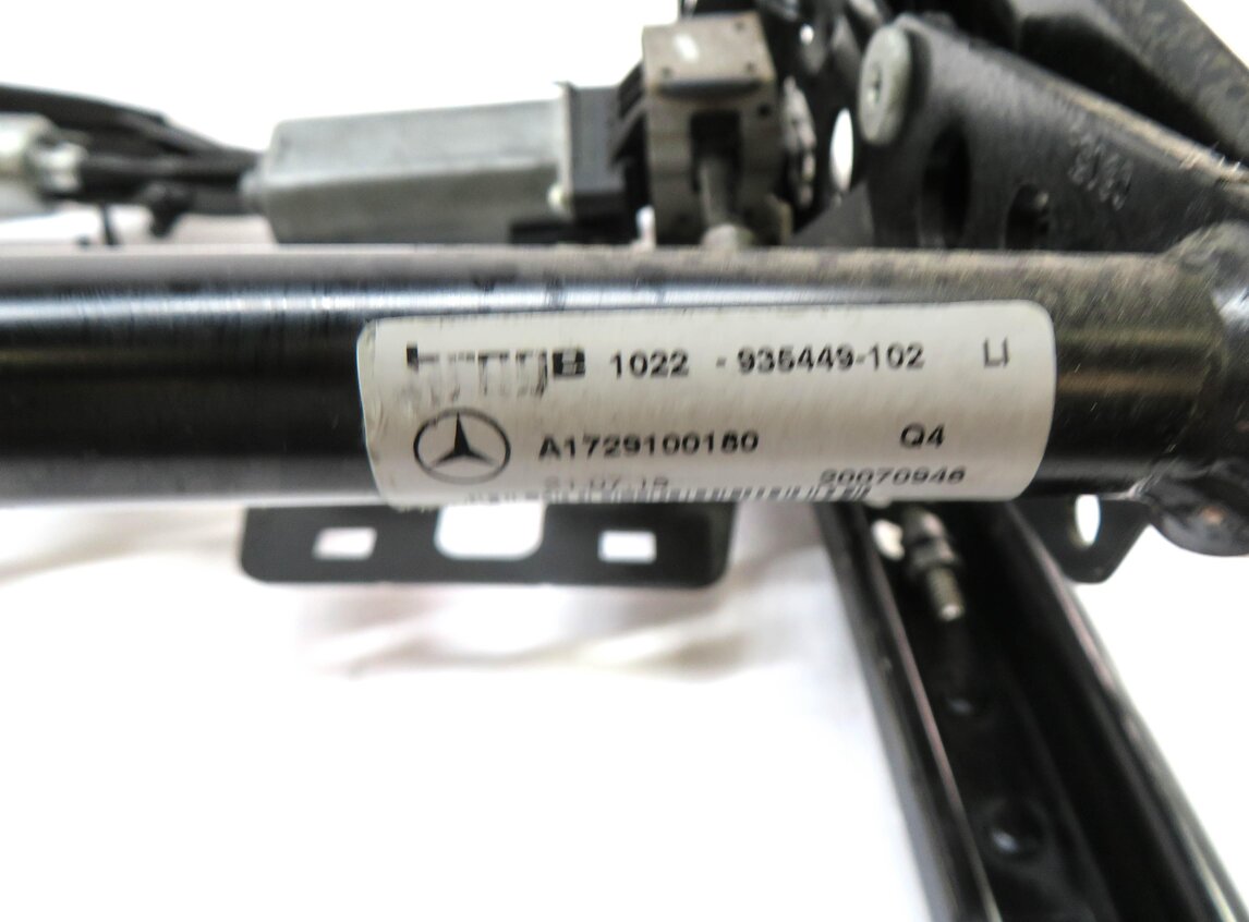 Thumbnail 8: 2012-2020 MERCEDES SLC SLK CLASS (R172) LEFT FRONT DRIVER SEAT TRACK w/ MOTORS
