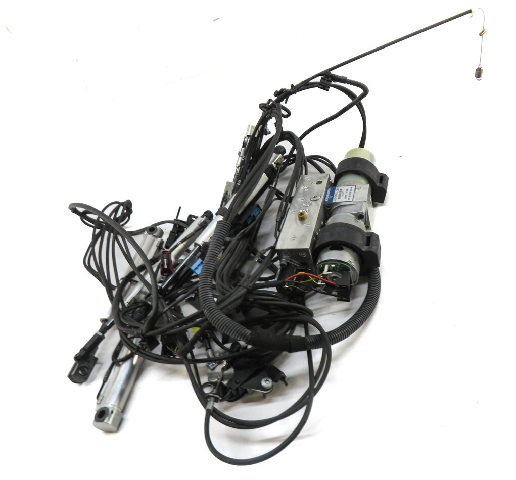 Thumbnail 2: 12-20 MERCEDES SLC SLK CLASS (R172) CONVERTIBLE HYDRAULIC MOTOR w/ RAM & LINES