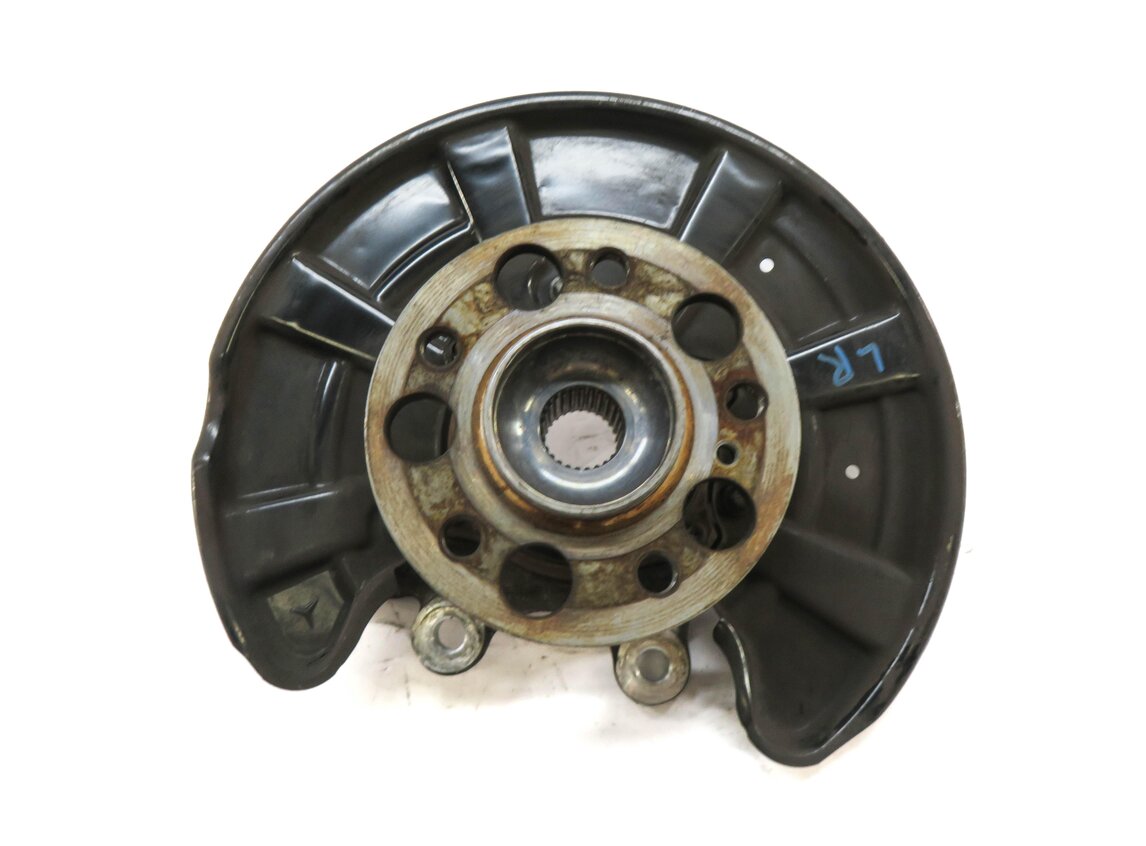 2012-2020 MERCEDES SLC SLK CLASS (R172) LEFT DRIVER REAR SPINDLE KNUCKLE HUB