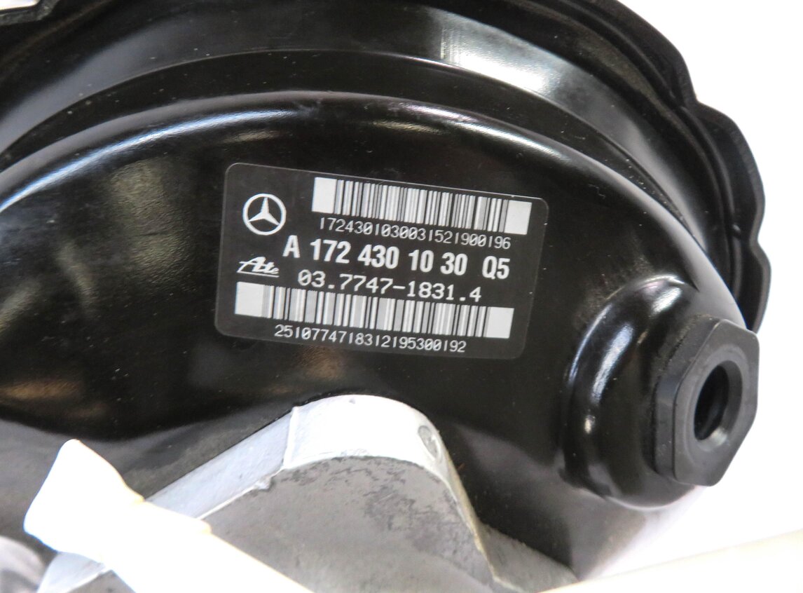 Thumbnail 4: 2014-2020 MERCEDES SLC SLK CLASS (R172) POWER BRAKE BOOSTER w/ MASTER CYLINDER