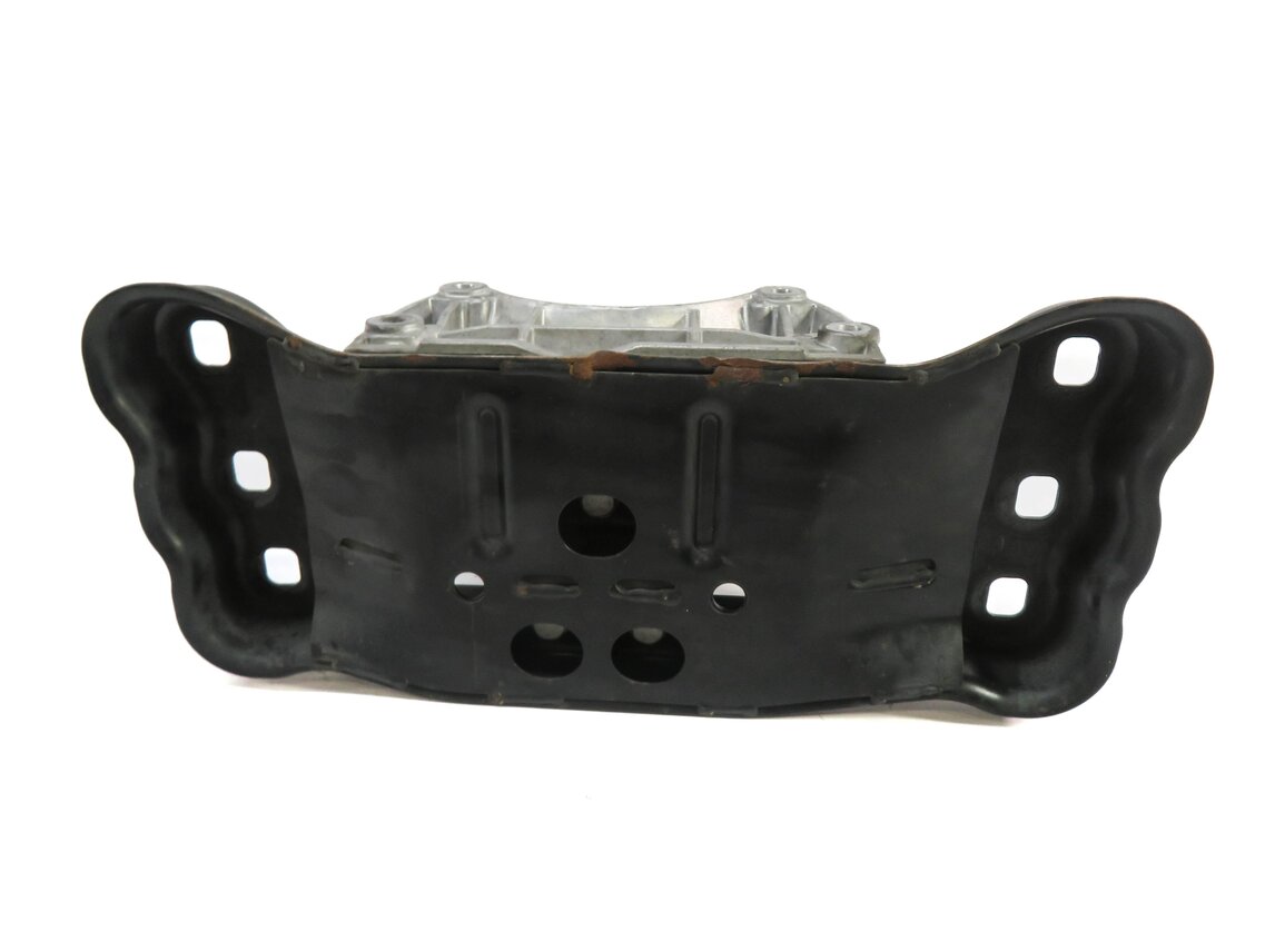 Thumbnail 4: 2016 MERCEDES SLK300 (R172) TRANSMISSION GEARBOX CROSSMEMBER MOUNT BRACKET