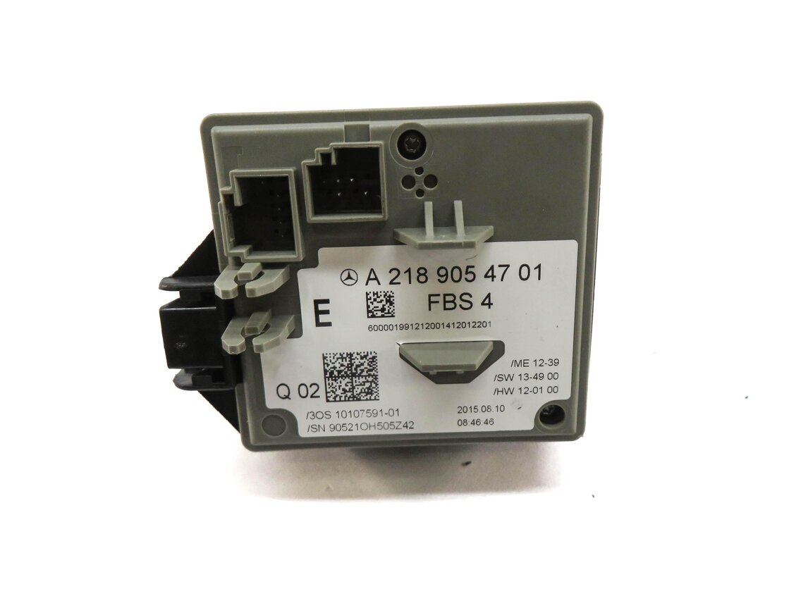 Thumbnail 4: 15-16 MERCEDES E GT CLS SLK (R172 W212 W190 W218) KEY IGNITION CONTROL MODULE