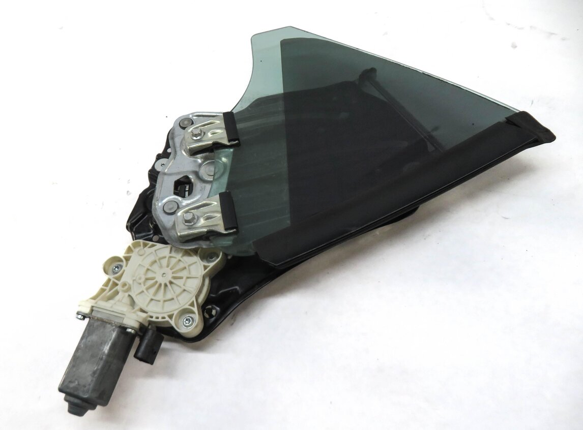 Thumbnail 2: 2016 MERCEDES SLK300 (R172) LEFT REAR QUARTER WINDOW REGULATOR w/ MOTOR & GLASS