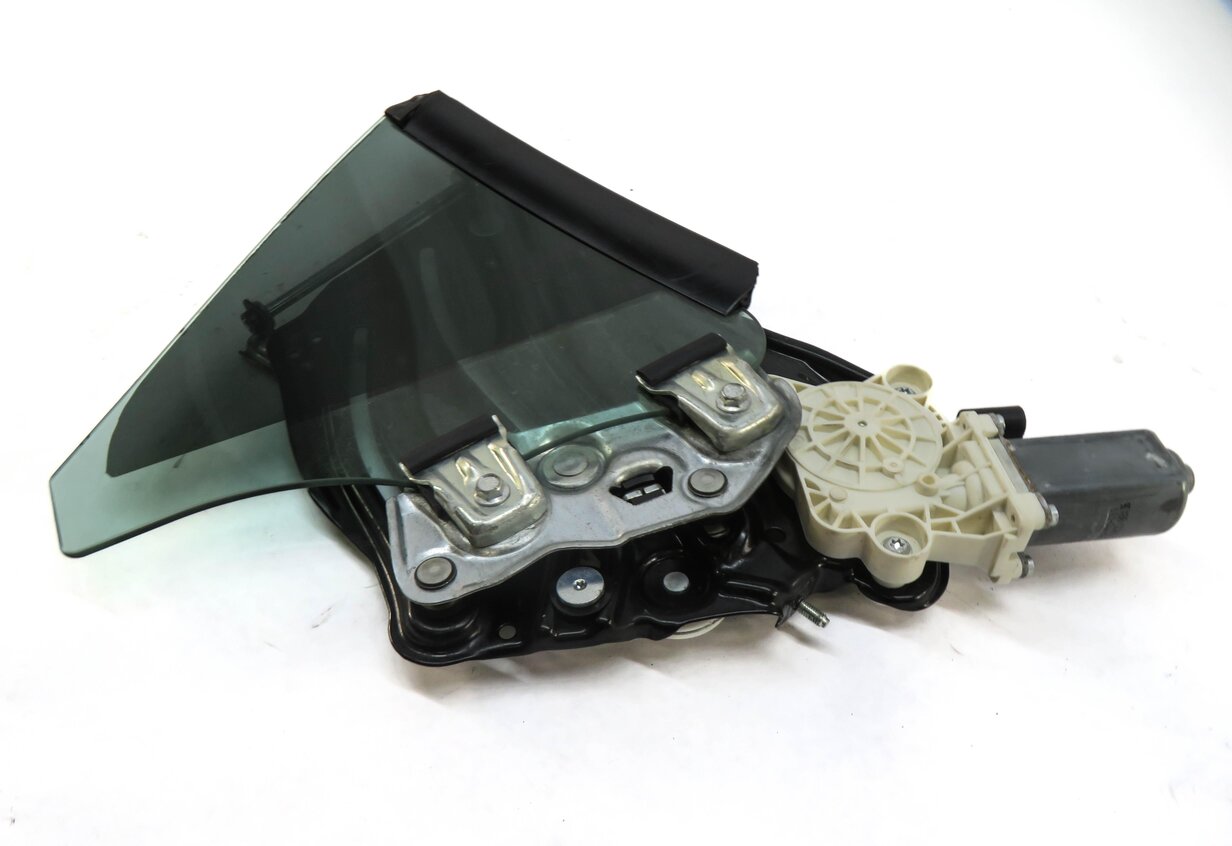 Thumbnail 3: 2016 MERCEDES SLK300 (R172) LEFT REAR QUARTER WINDOW REGULATOR w/ MOTOR & GLASS