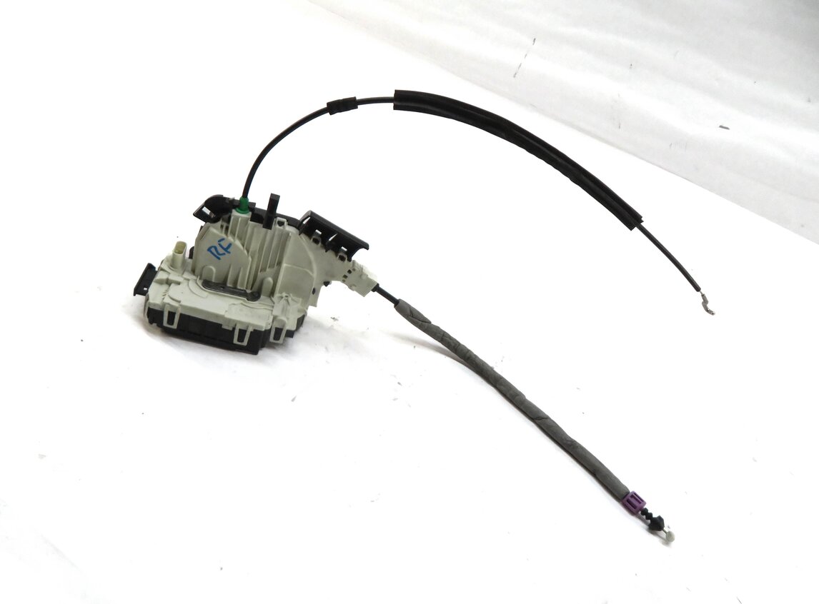 10-20 MERCEDES C E GLK SL CLS SLK CLASS (W204 W212 W218) RIGHT FRONT DOOR LATCH