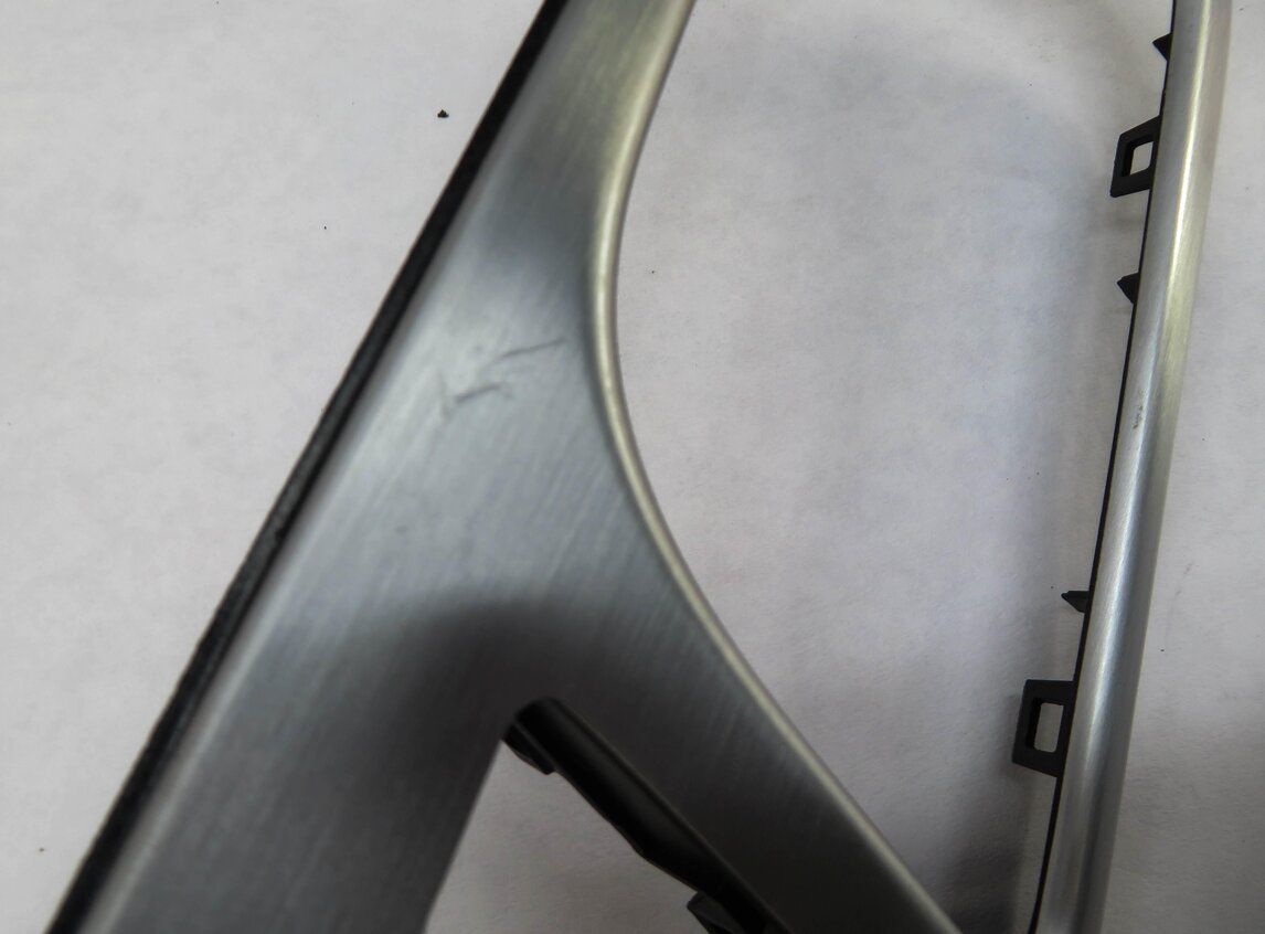 Thumbnail 5: 2016 MERCEDES SLK300 (R172) RIGHT PASSENGER DOOR INTERIOR TRIM (BRUSHED STEEL)