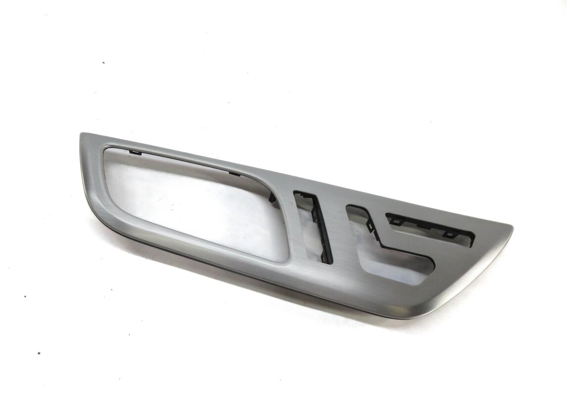 2016 MERCEDES SLK300 (R172) LEFT FRONT DRIVER DOOR INTERIOR TRIM (BRUSHED STEEL)