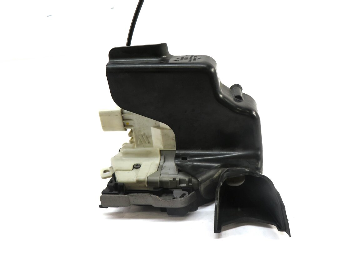 Thumbnail 3: 15-21 AUDI A3 S3 A4 Q5 TT (8V B9 MK3 FY) LEFT FRONT DRIVER DOOR LOCK LATCH
