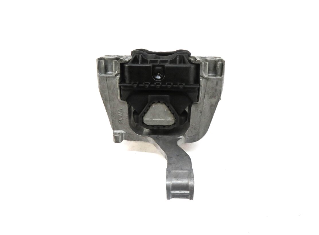 Thumbnail 3: 2015 AUDI A3 (8V) 1.8L CNSB TURBO ENGINE RIGHT MOTOR MOUNT BRACKET