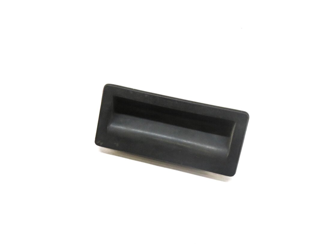 2015 AUDI A3 (8V) REAR TRUNK HANDLE RELEASE HANDLE SWITCH BUTTON