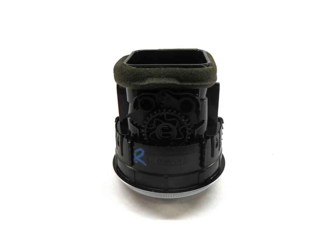 Thumbnail 4: 2015 AUDI A3 (8V) FRONT LEFT RIGHT CENTER DASH HEATER A/C AIR VENT