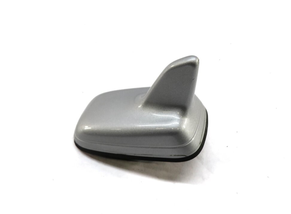 Thumbnail 3: 2015-2018 AUDI A3 S3 (8V) SEDAN / WAGON - RADIO STEREO ANTENNA (ICE SILVER P5)