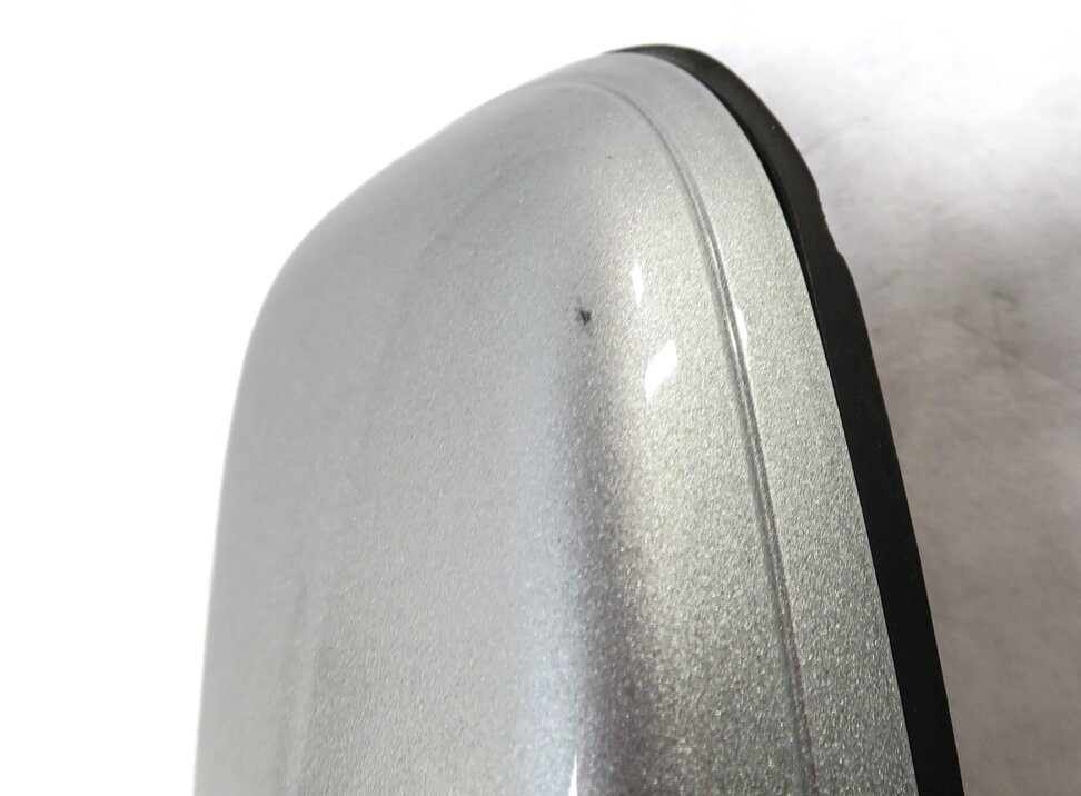 Thumbnail 6: 2015-2018 AUDI A3 S3 (8V) SEDAN / WAGON - RADIO STEREO ANTENNA (ICE SILVER P5)
