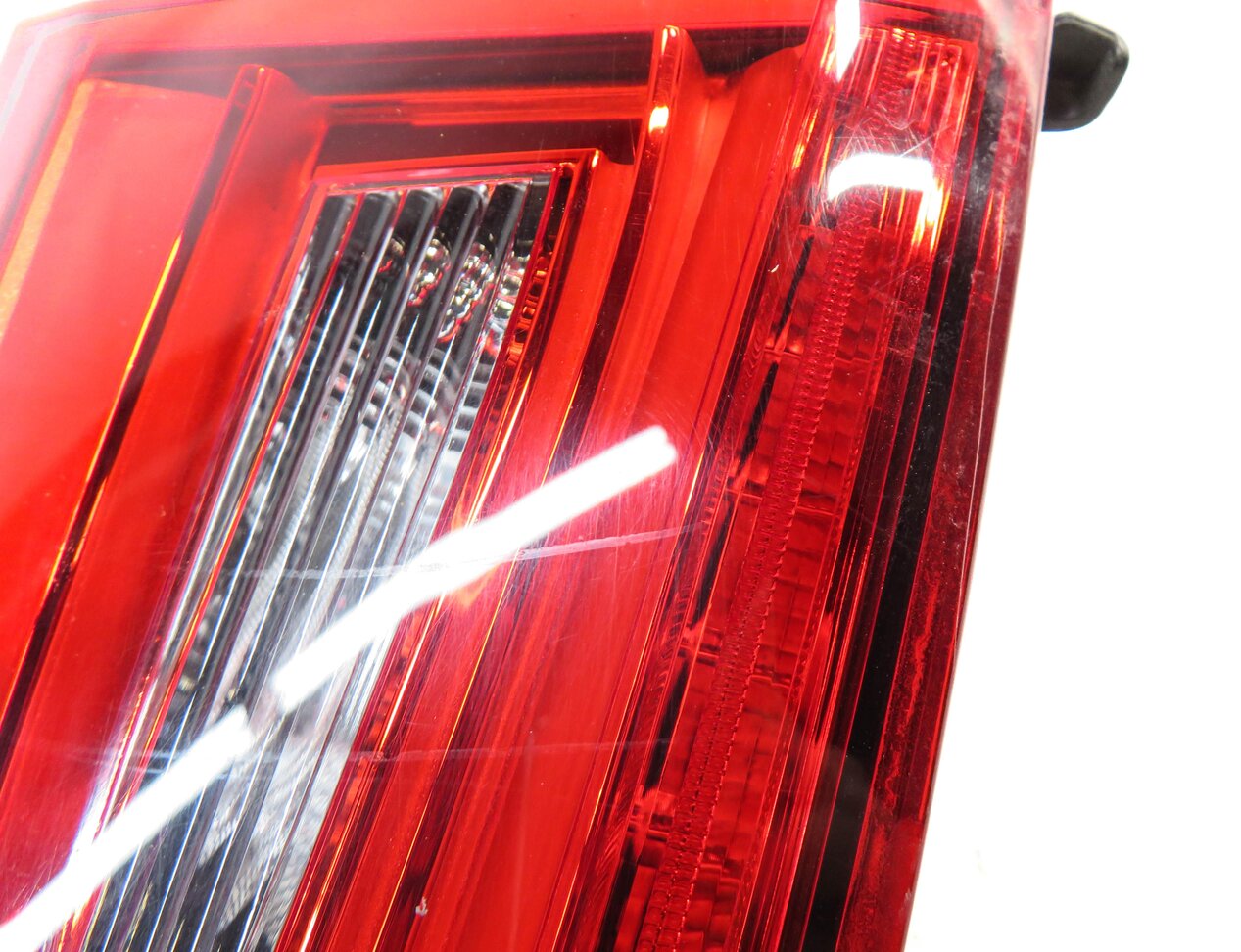 Thumbnail 6: 2015-2016 AUDI A3 S3 (8V) SEDAN CONVERTIBLE LEFT INNER LED TAILLIGHT LIGHT LAMP