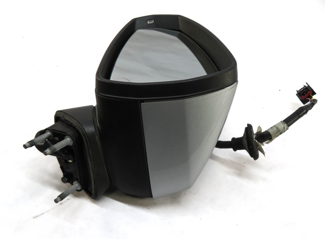 Thumbnail 4: 2015-2017 AUDI A3 S3 (8V) LEFT FRONT DRIVER DOOR MIRROR (ICE SILVER METALLIC P5)